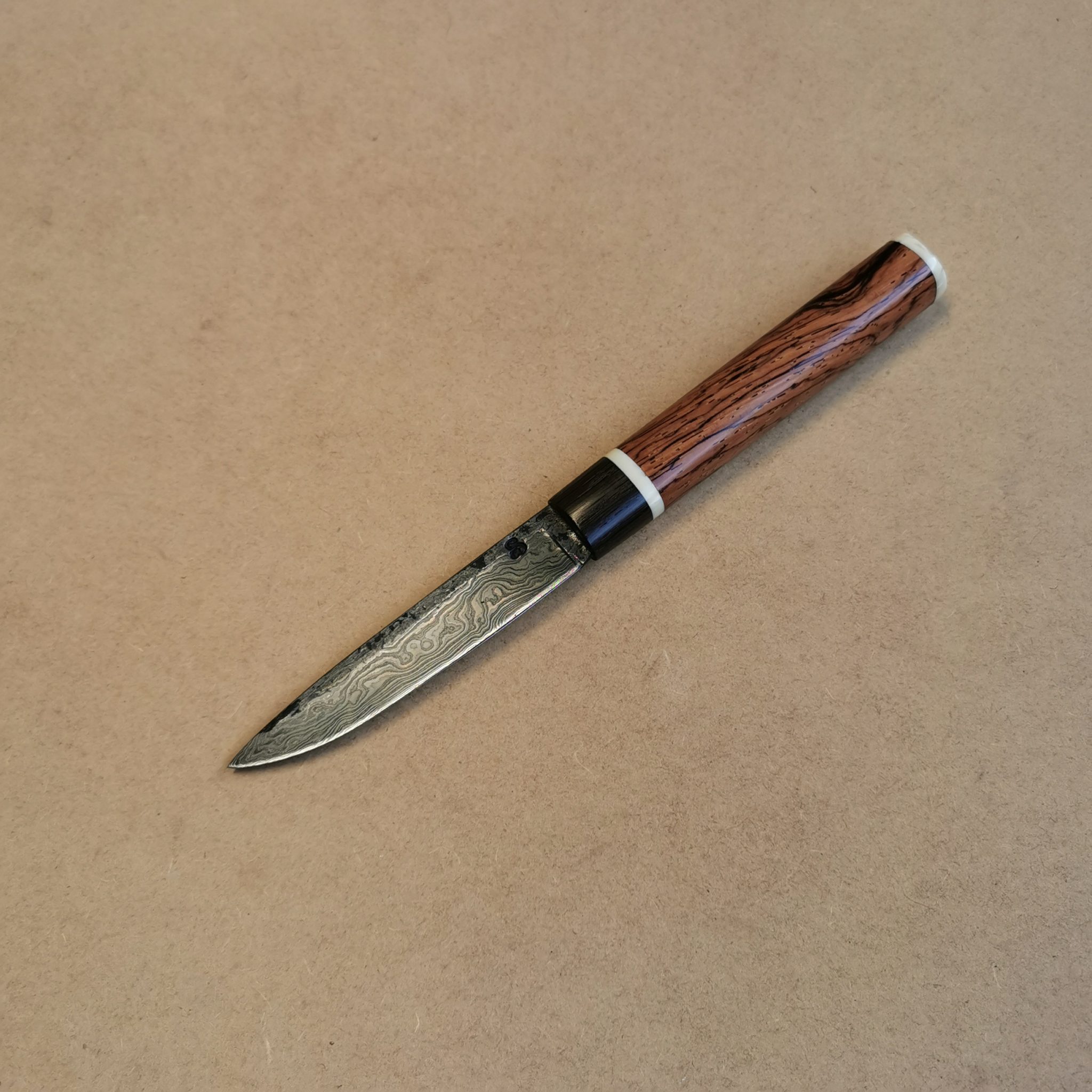 Le Naalien 87, le puukko cocobolo et mammouth - L'atelier d'Acryle