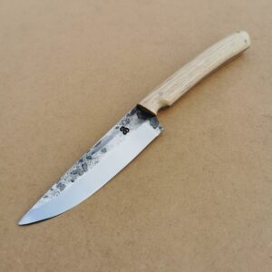 L'Officiel de Mest 173, couteau en châtaignier